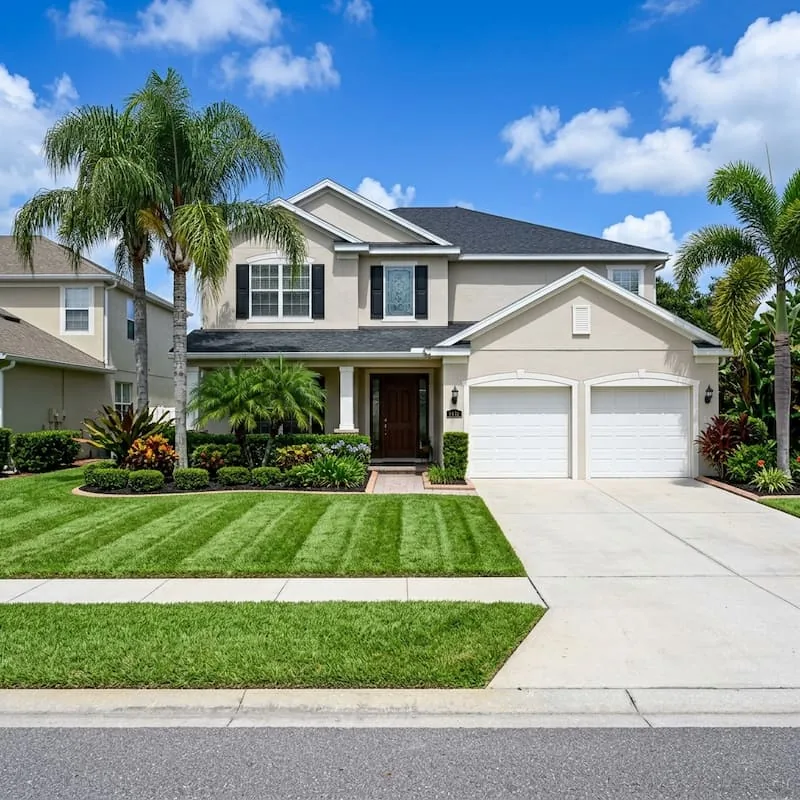 Advantages of Professional Lawn Maintenance in Brandon, FL
